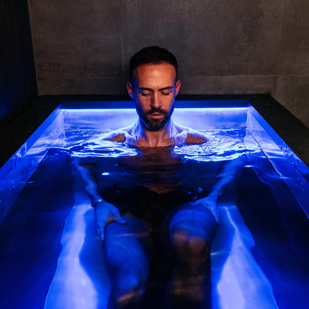 ice_bath_in_gym_e4c23260-5221-4f39-8df6-49cc80ac5050_568x@2x ice_bath_in_gym_e4c23260-5221-4f39-8df6-49cc80ac5050_568x@2x